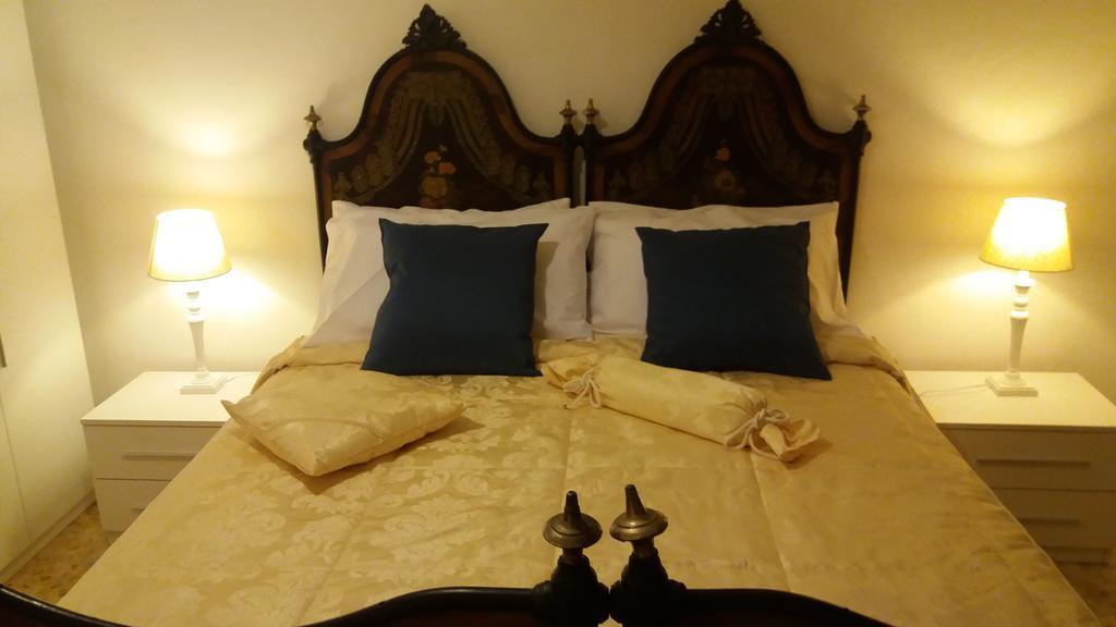 Guest House Il Marchese Del Grillo Roma Oda fotoğraf